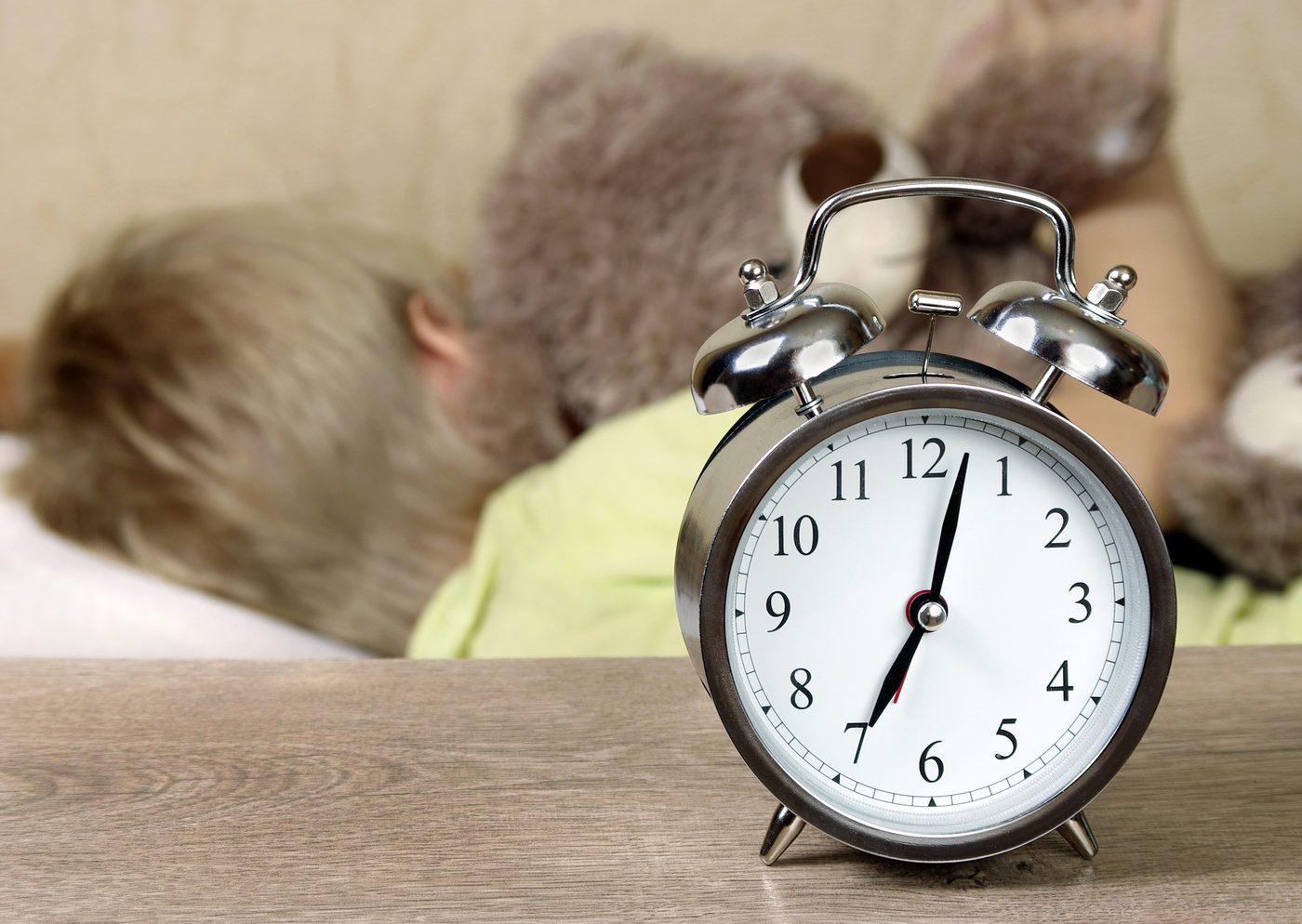 How to Prevent Bedtime Disaster with Daylight Savings Time